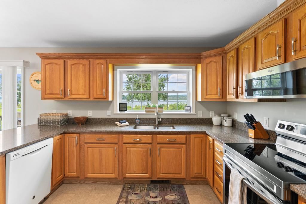 6097 Summerside Drive Alanson MI 49706