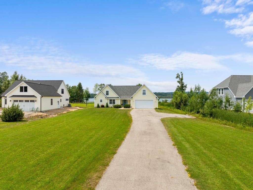 6097 Summerside Drive Alanson MI 49706