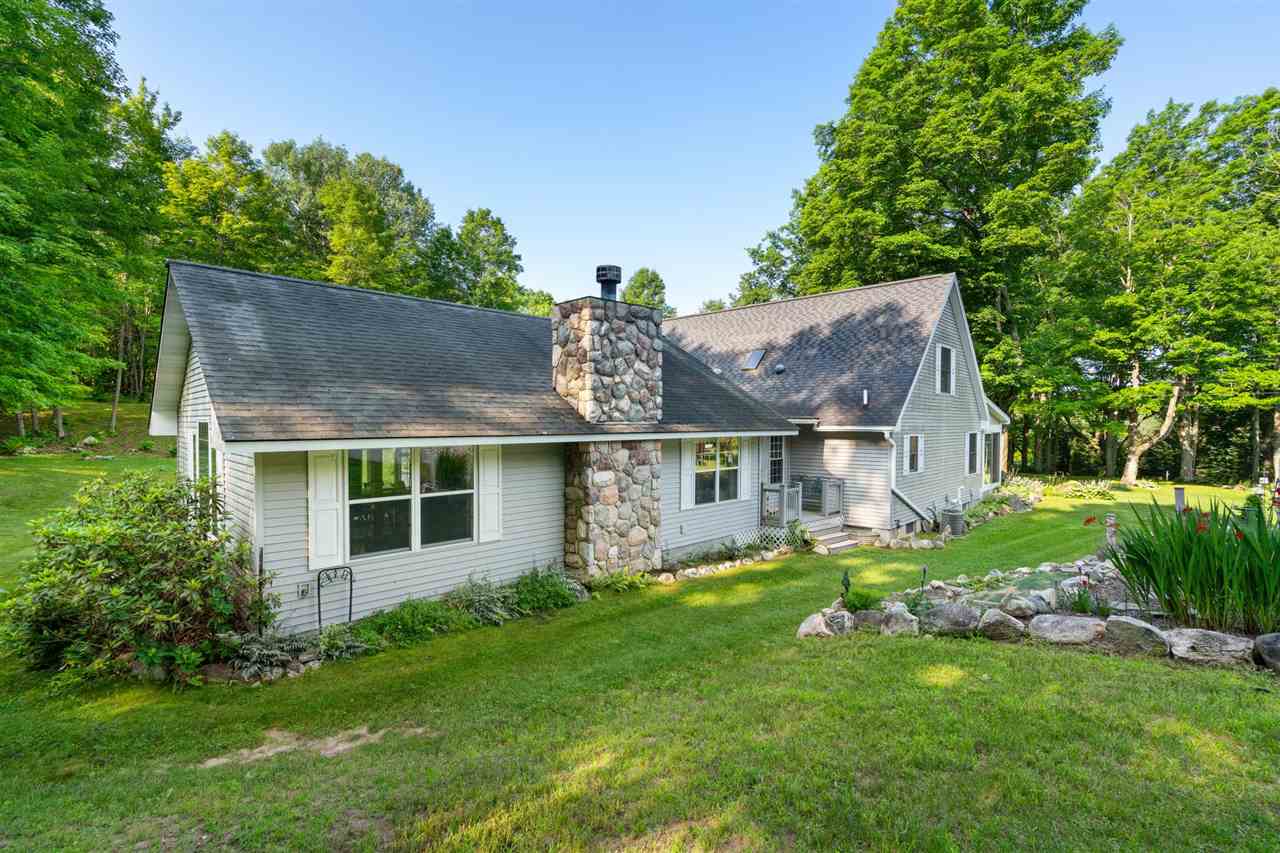 8324 Valley Road Levering MI 49755