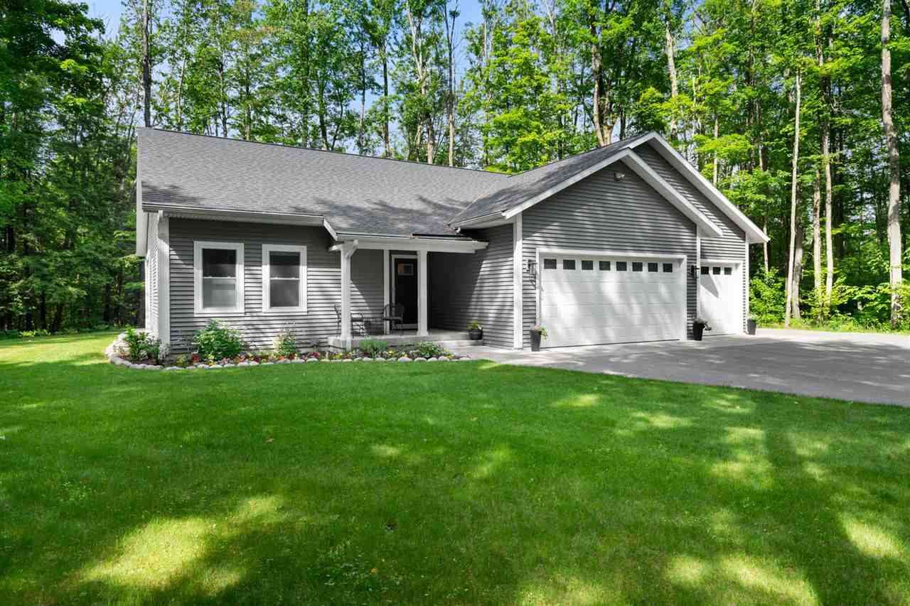 8695 Springridge Drive Petoskey MI 49770
