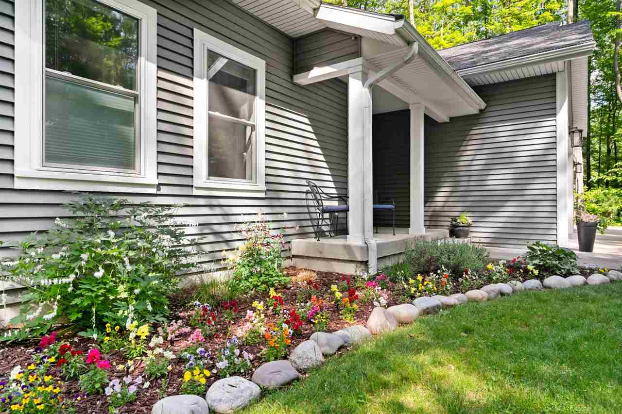 8695 Springridge Drive Petoskey MI 49770