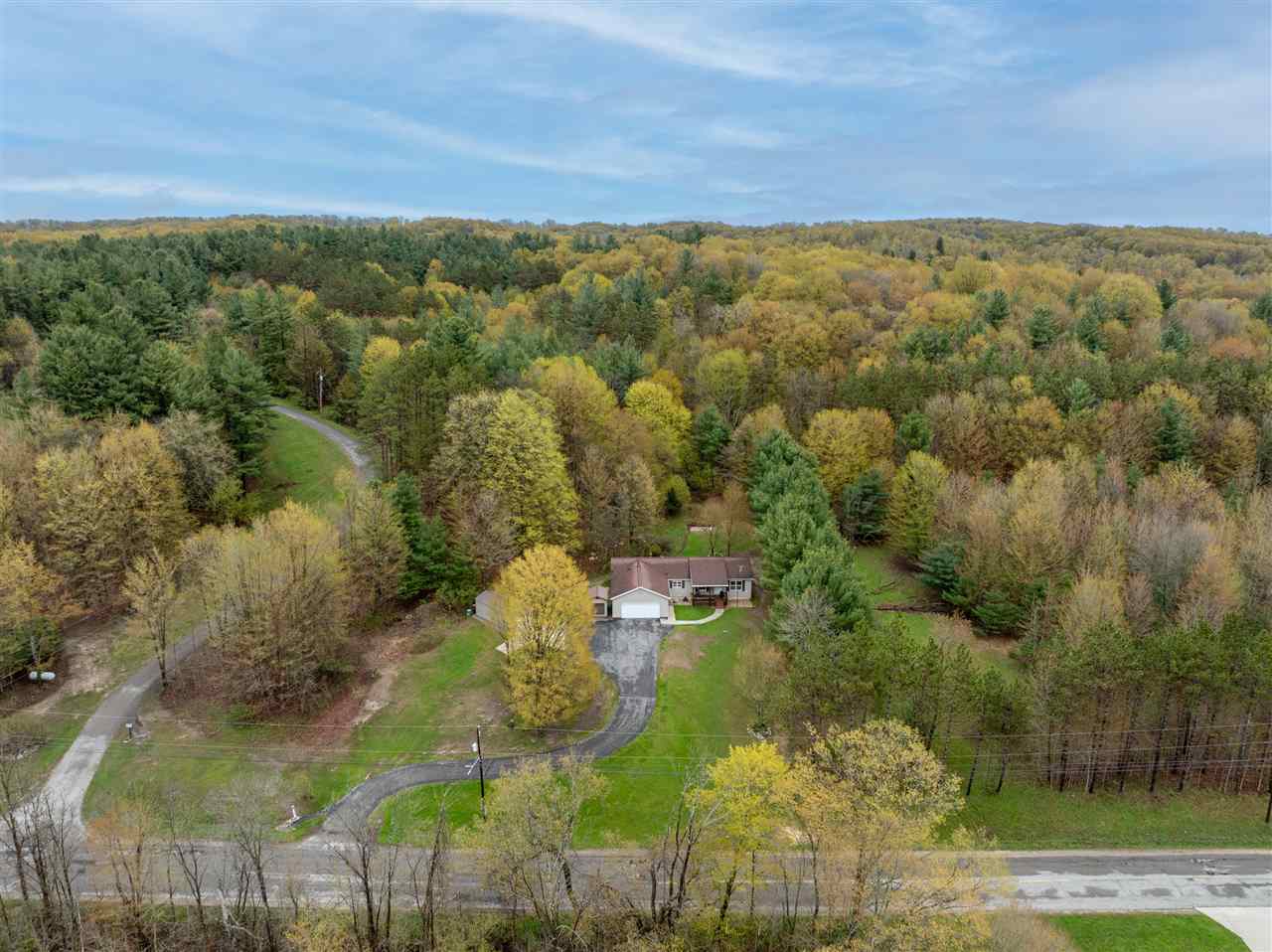 2880 Rushton Road Central Lake MI 49622