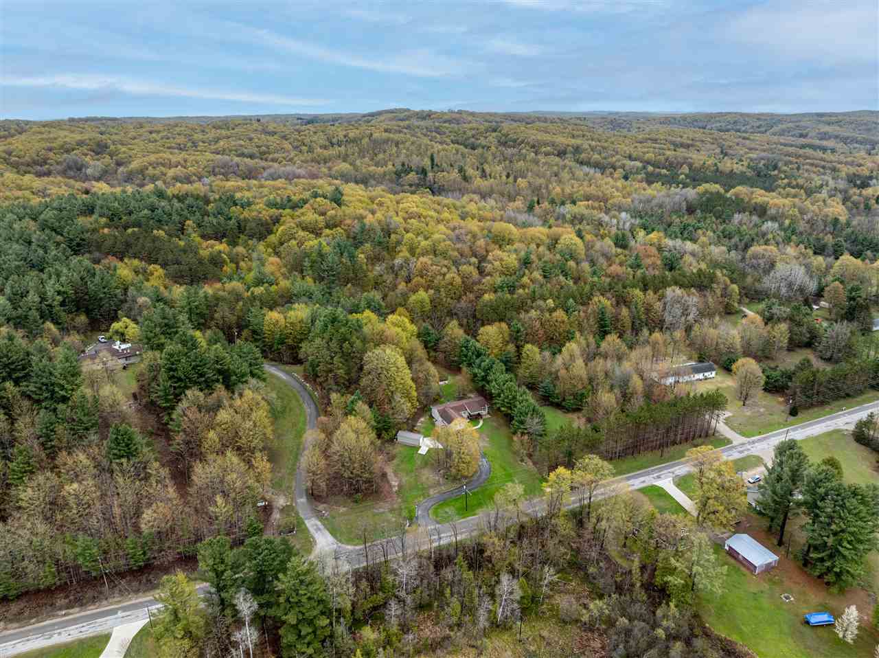 2880 Rushton Road Central Lake MI 49622