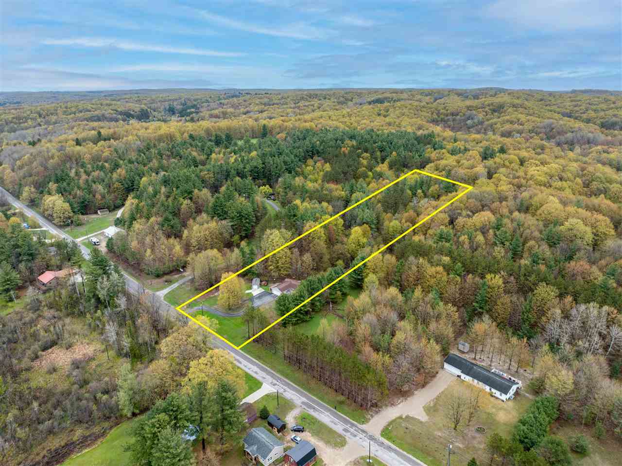 2880 Rushton Road Central Lake MI 49622