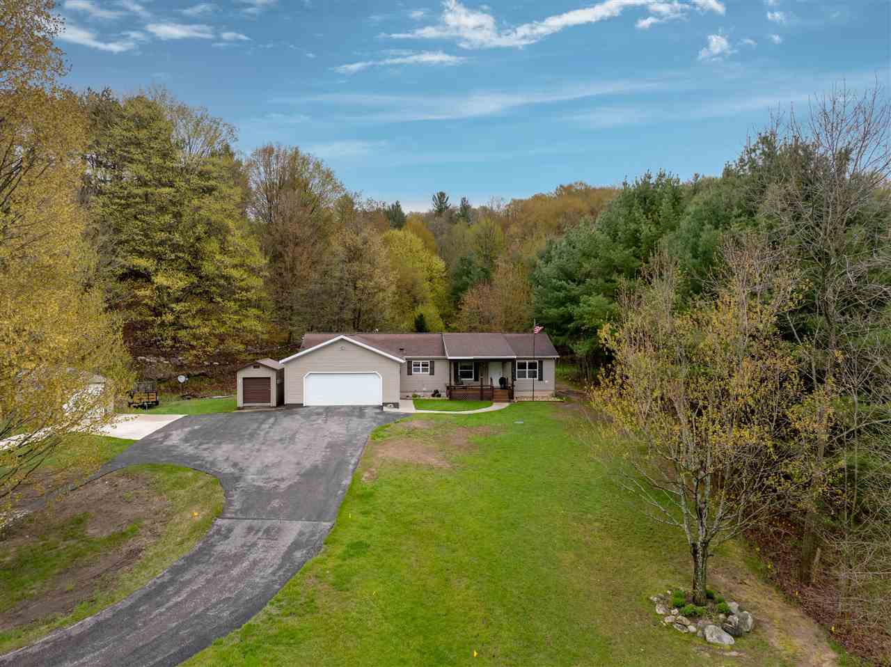 2880 Rushton Road Central Lake MI 49622