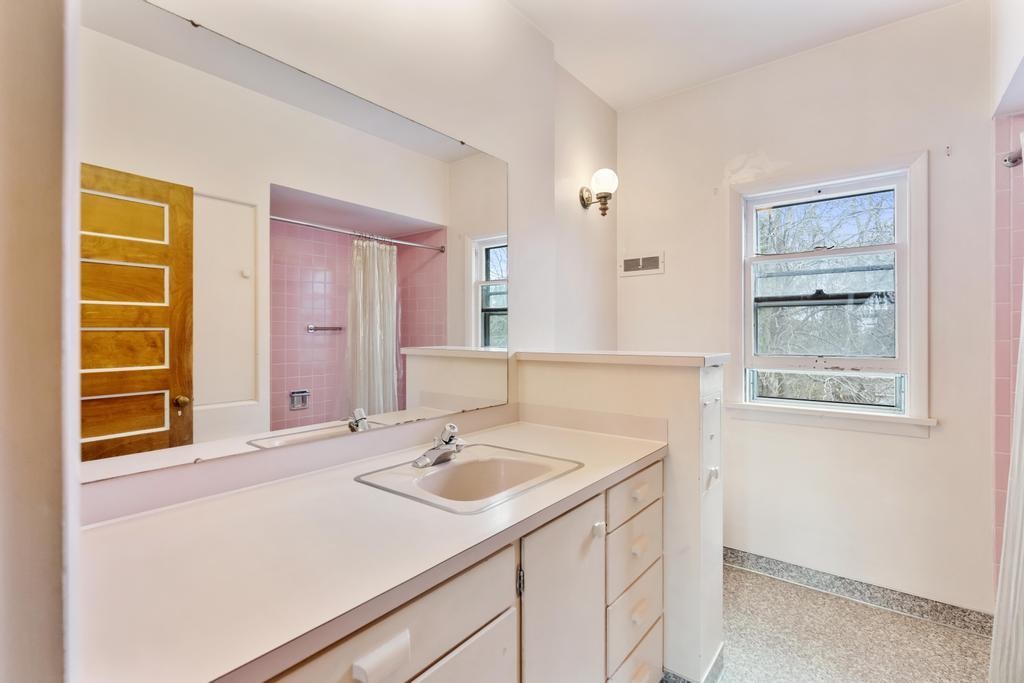 619 Kalamazoo Avenue Petoskey MI 49770