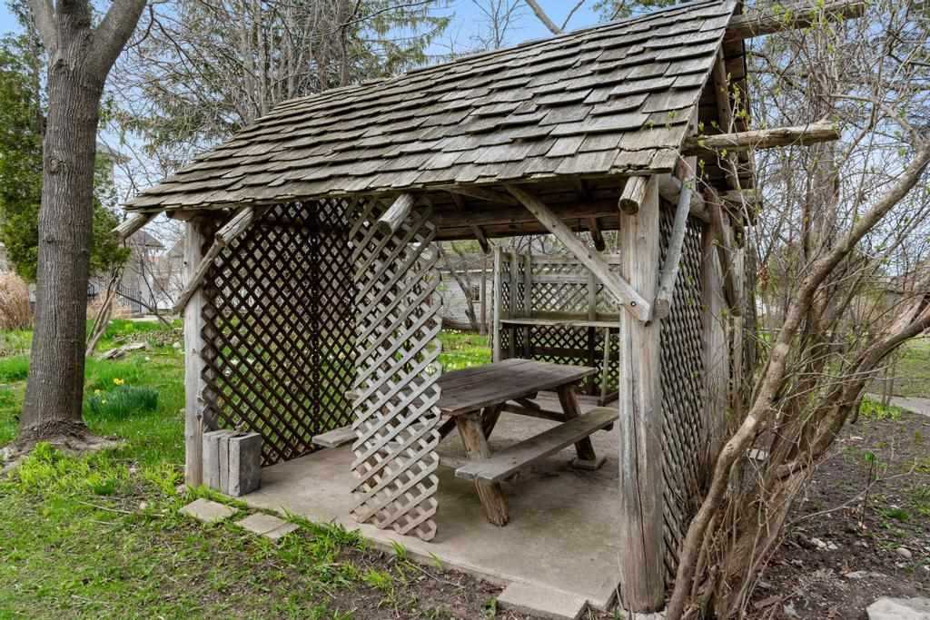 619 Kalamazoo Avenue Petoskey MI 49770