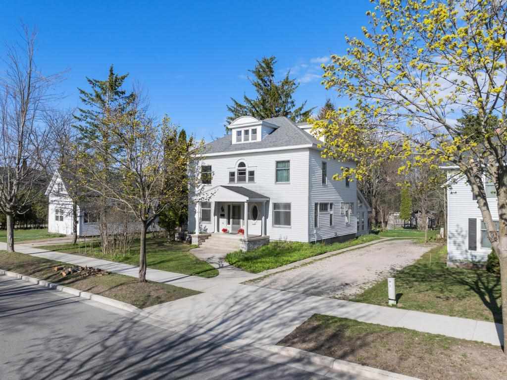 619 Kalamazoo Avenue Petoskey MI 49770