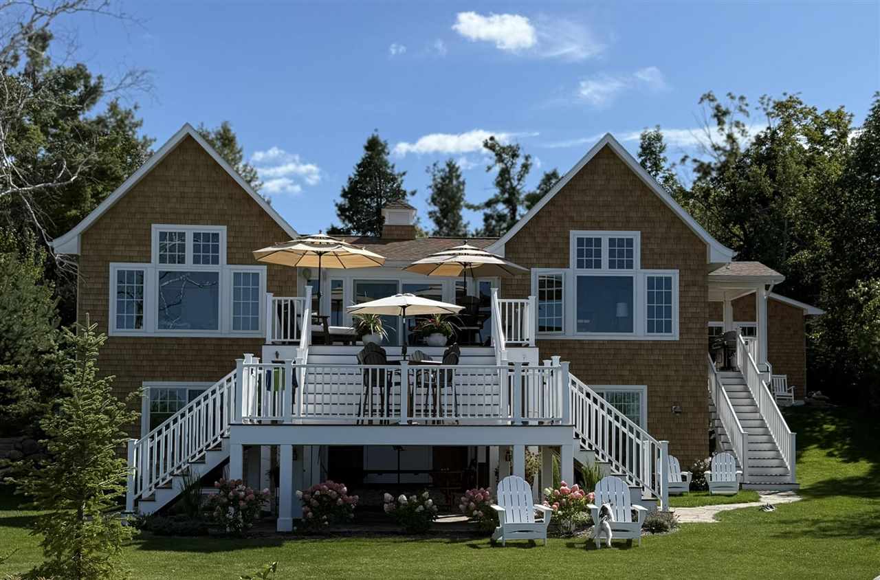 7585 Nine Mile Point Drive Charlevoix MI 49720