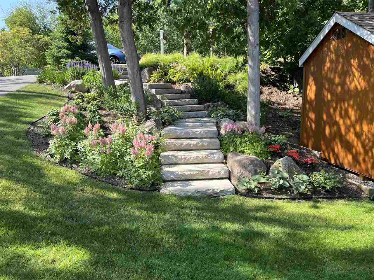 7585 Nine Mile Point Drive Charlevoix MI 49720