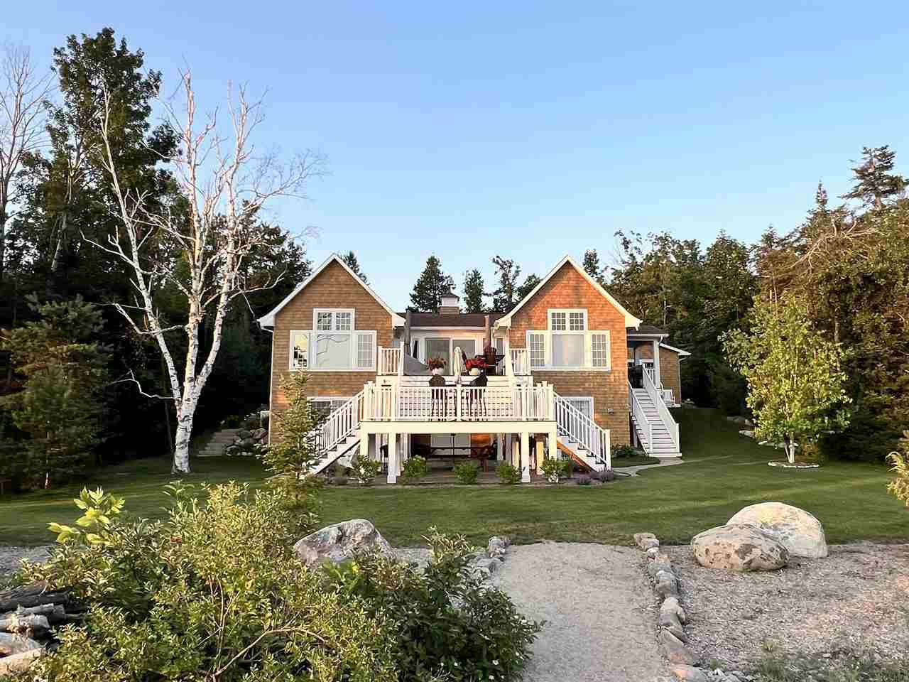 7585 Nine Mile Point Drive Charlevoix MI 49720