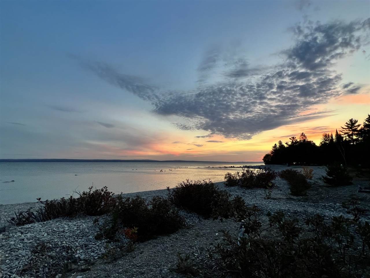 7585 Nine Mile Point Drive Charlevoix MI 49720