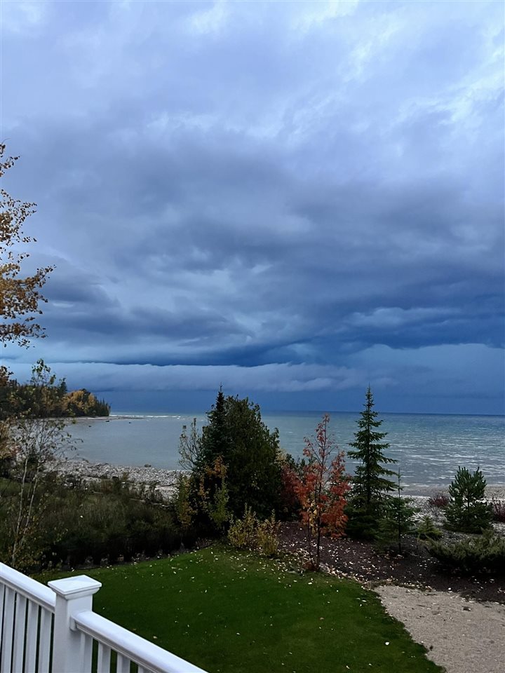 7585 Nine Mile Point Drive Charlevoix MI 49720