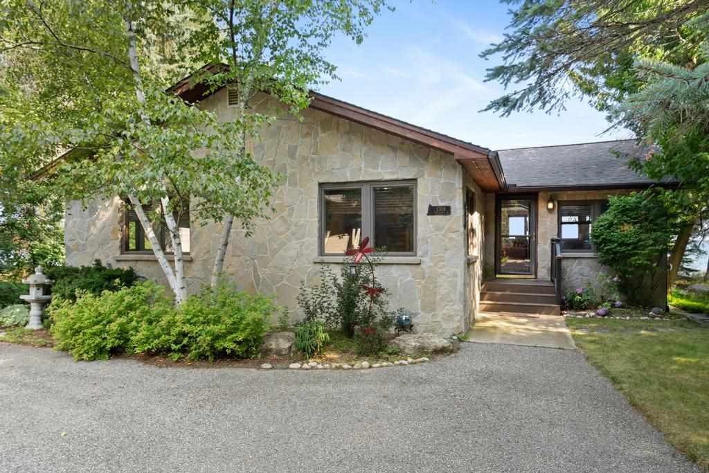 1308 Wenniway Mackinaw City MI 49701