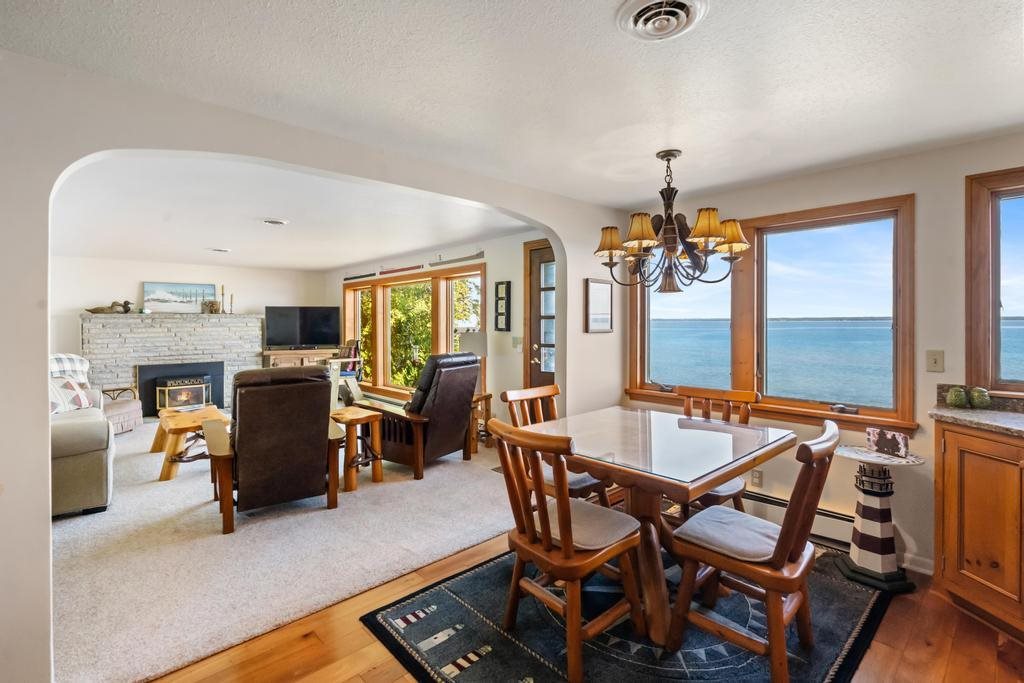 1308 Wenniway Mackinaw City MI 49701