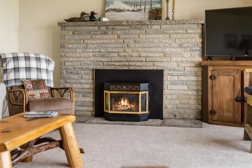 1308 Wenniway Mackinaw City MI 49701