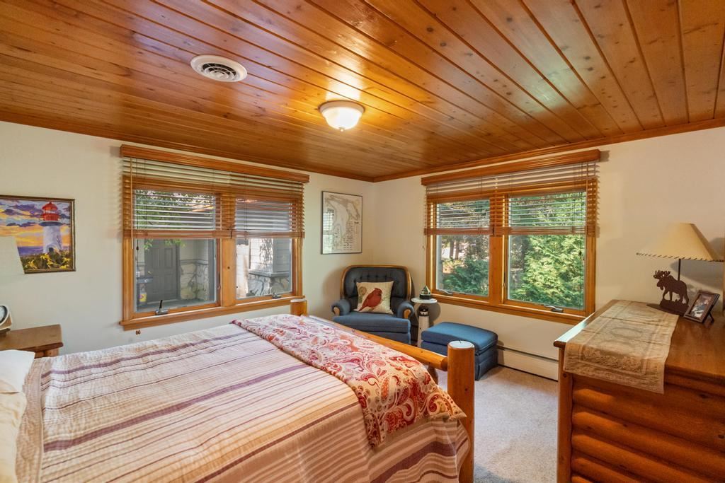 1308 Wenniway Mackinaw City MI 49701