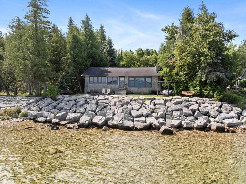 1308 Wenniway Mackinaw City MI 49701