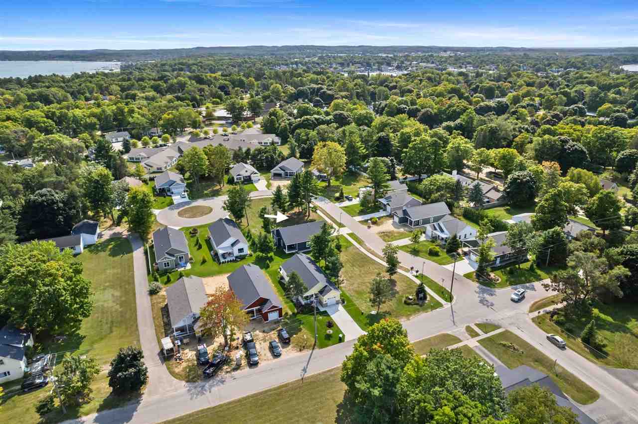 118 Peppervine Place Charlevoix MI 49720