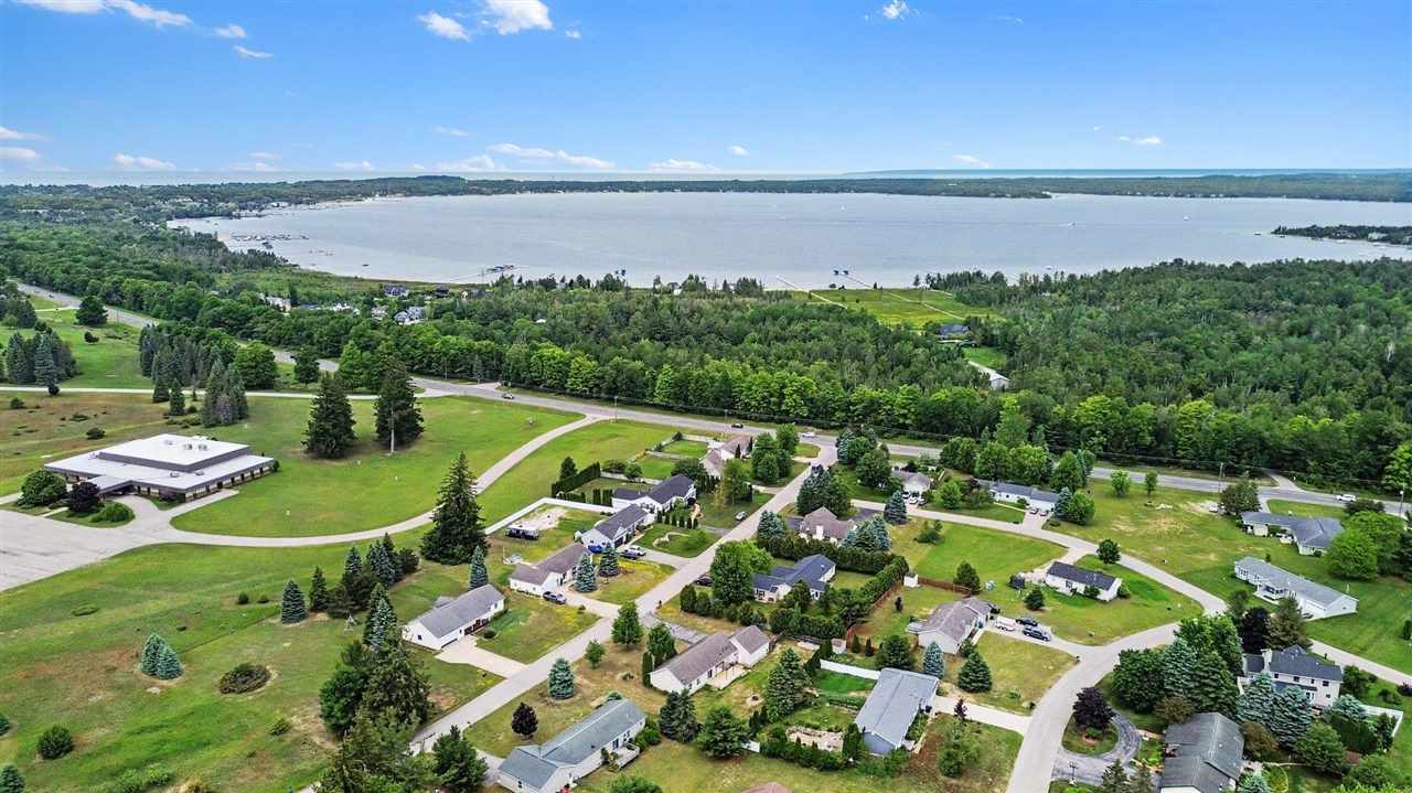 5110 Church Hill Charlevoix MI 49720