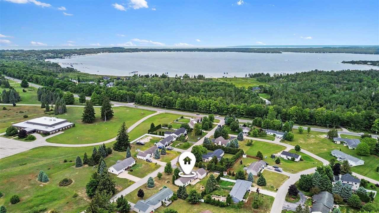 5110 Church Hill Charlevoix MI 49720