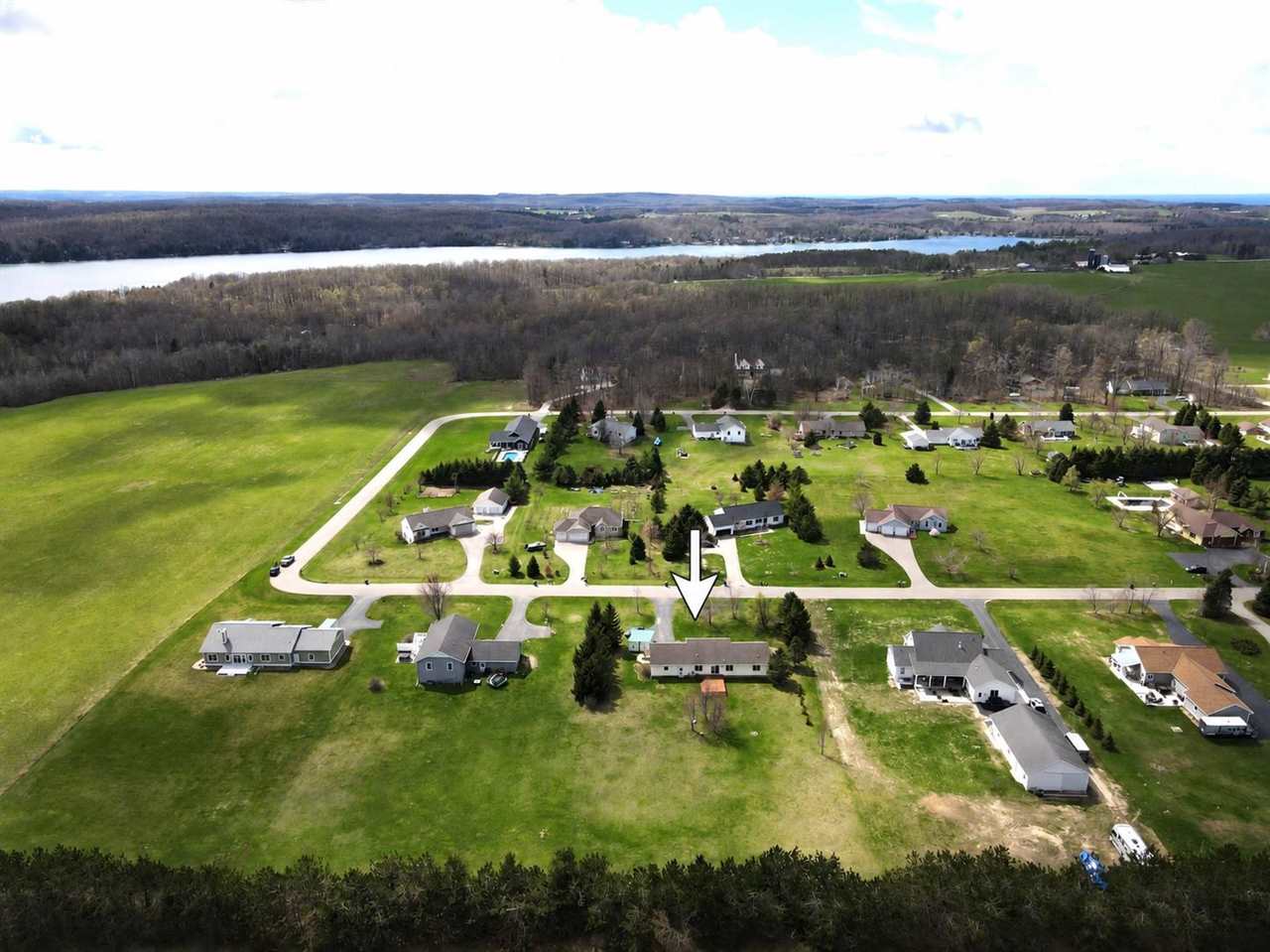 1362 Tracy Lane Petoskey MI 49770