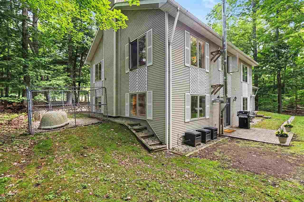 2525 Hemlock Lane Petoskey MI 49770