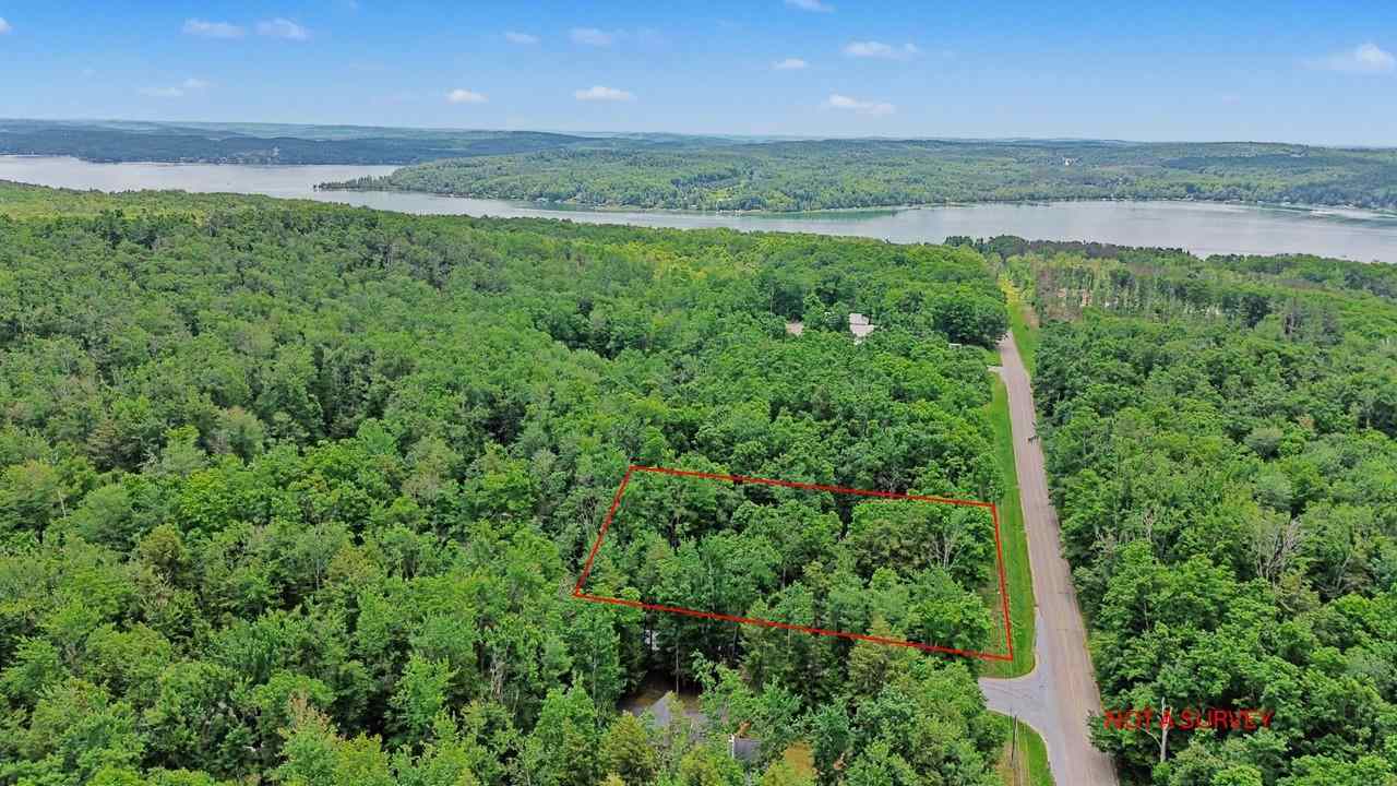 2525 Hemlock Lane Petoskey MI 49770