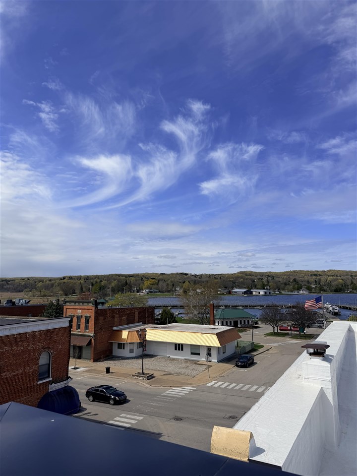 103 Esterly East Jordan MI 49727
