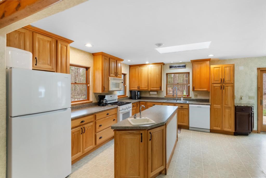 3096 County Road 612 Lewiston MI 49756