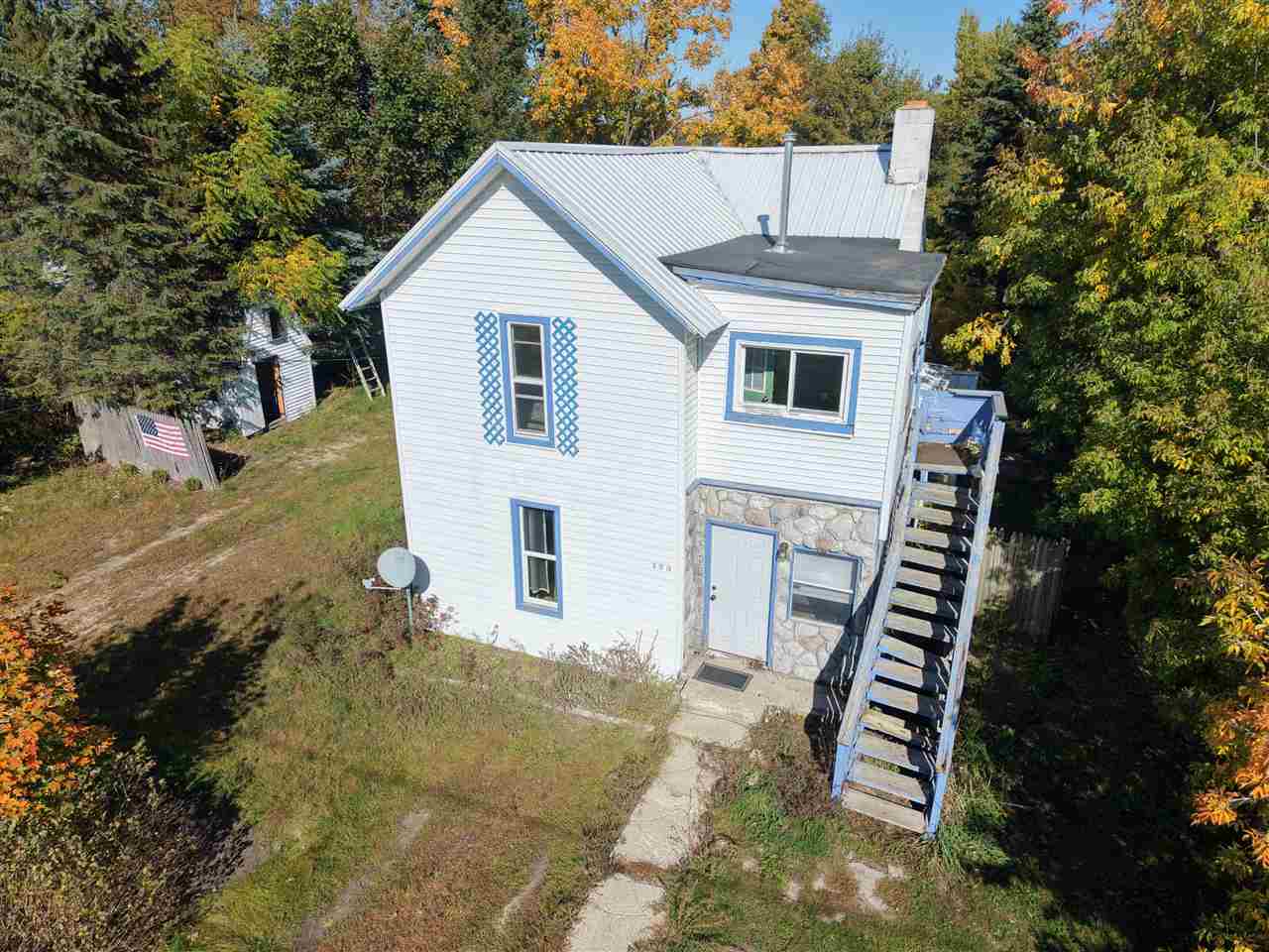 351 W Main Street Vanderbilt MI 49795