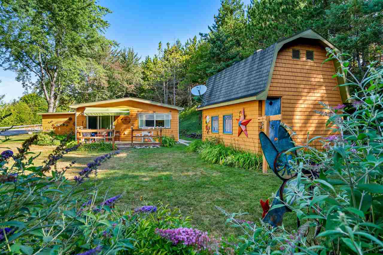 2258 Marion Center Charlevoix MI 49720