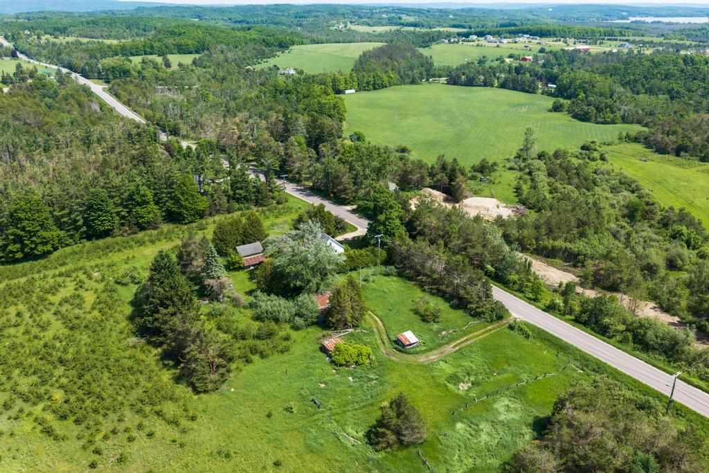 2978 Intertown Petoskey MI 49770