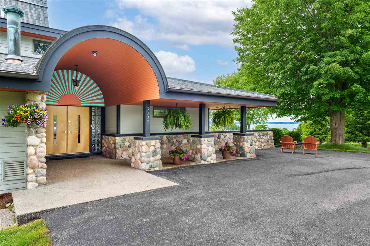 3333 Kirkridge Drive Williamsburg MI 49690