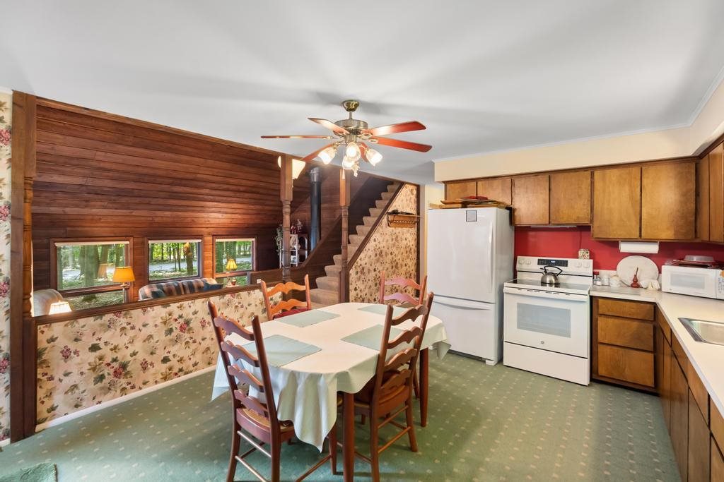 5020 Dingman School Road East Jordan MI 49727