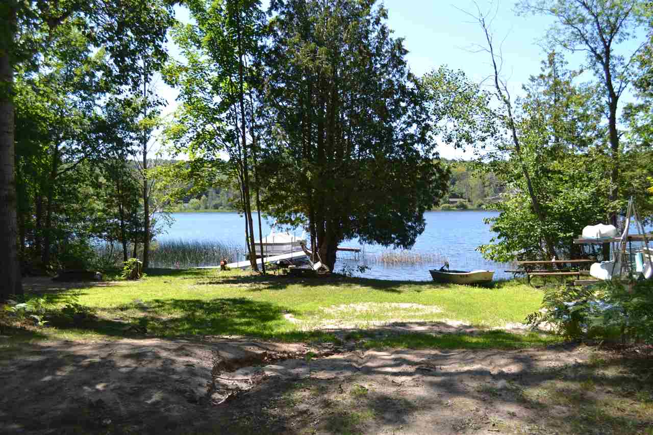 5020 Dingman School Road East Jordan MI 49727