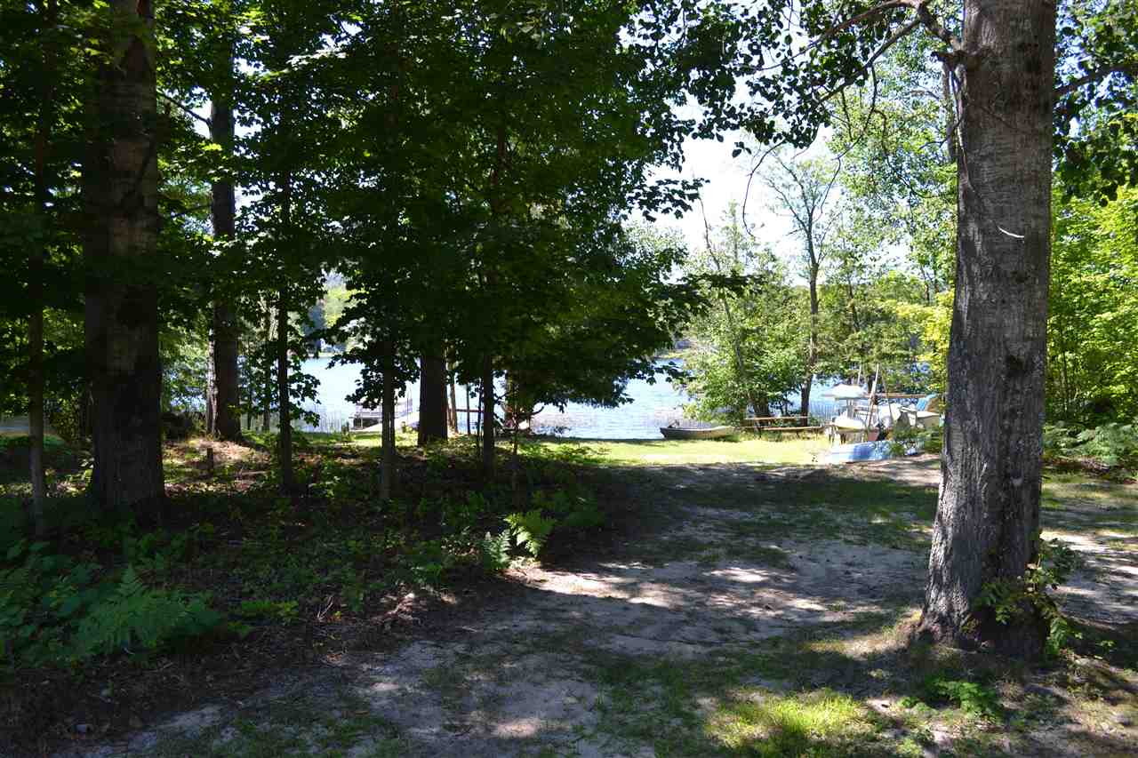 5020 Dingman School Road East Jordan MI 49727