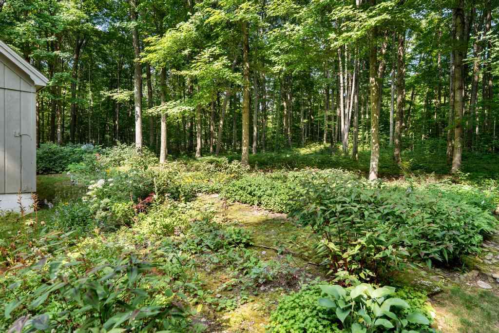 5020 Dingman School Road East Jordan MI 49727