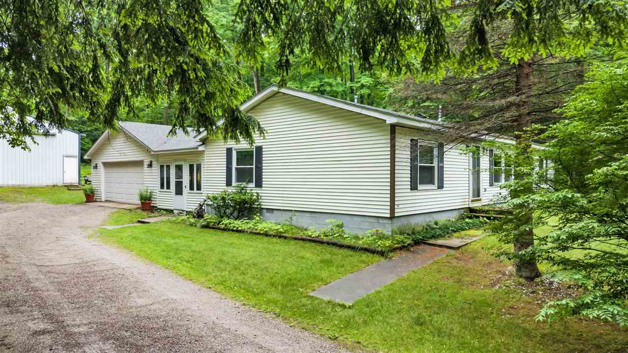 9649 Rogers Road Alanson MI 49706