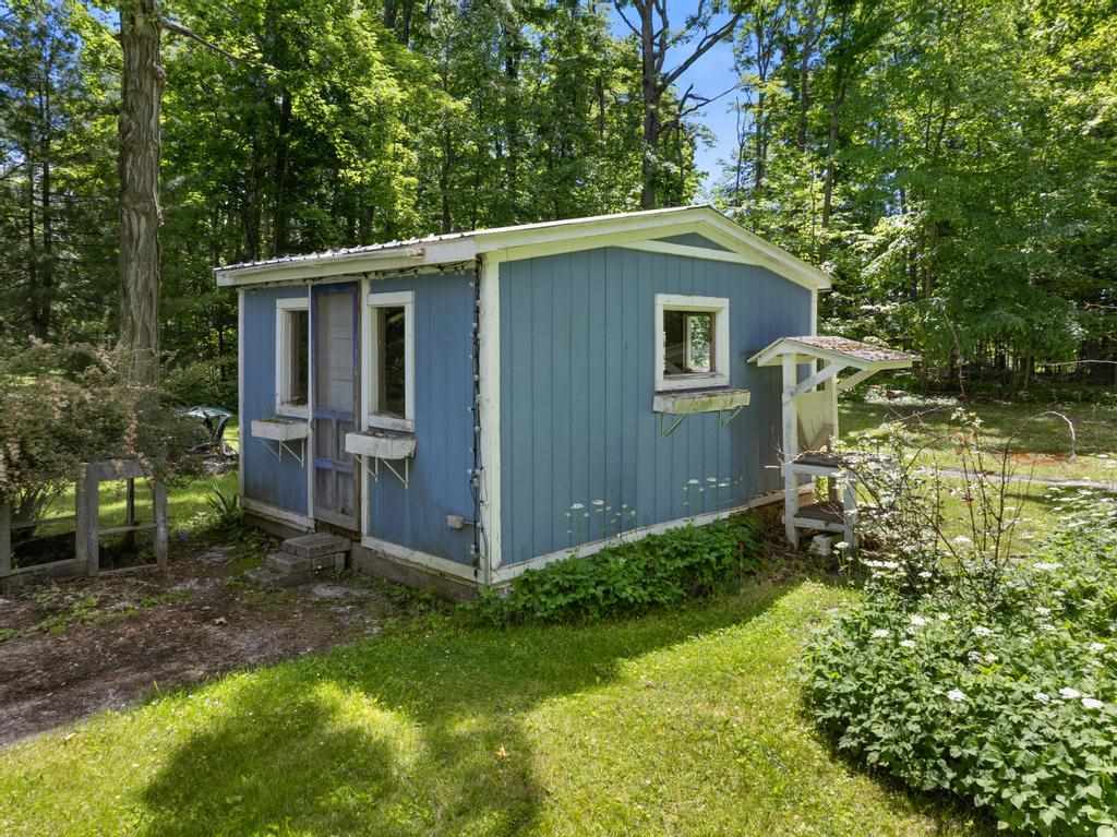 383 Heacock Road Harbor Springs MI 49740
