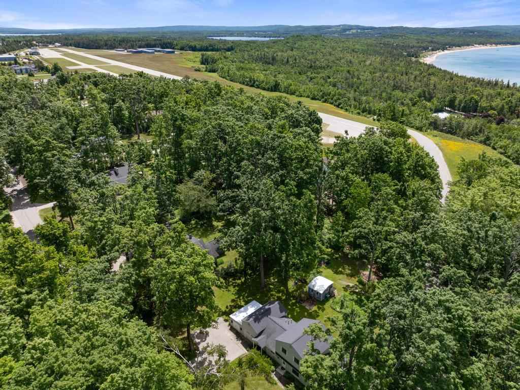 383 Heacock Road Harbor Springs MI 49740