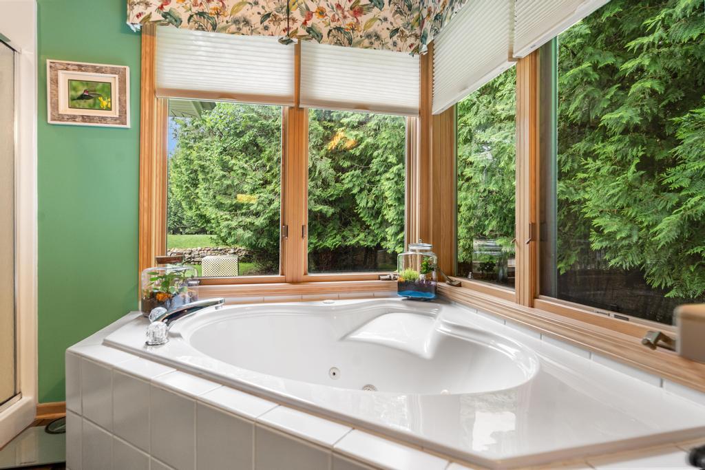 18893 Clipperview Road Charlevoix MI 49720