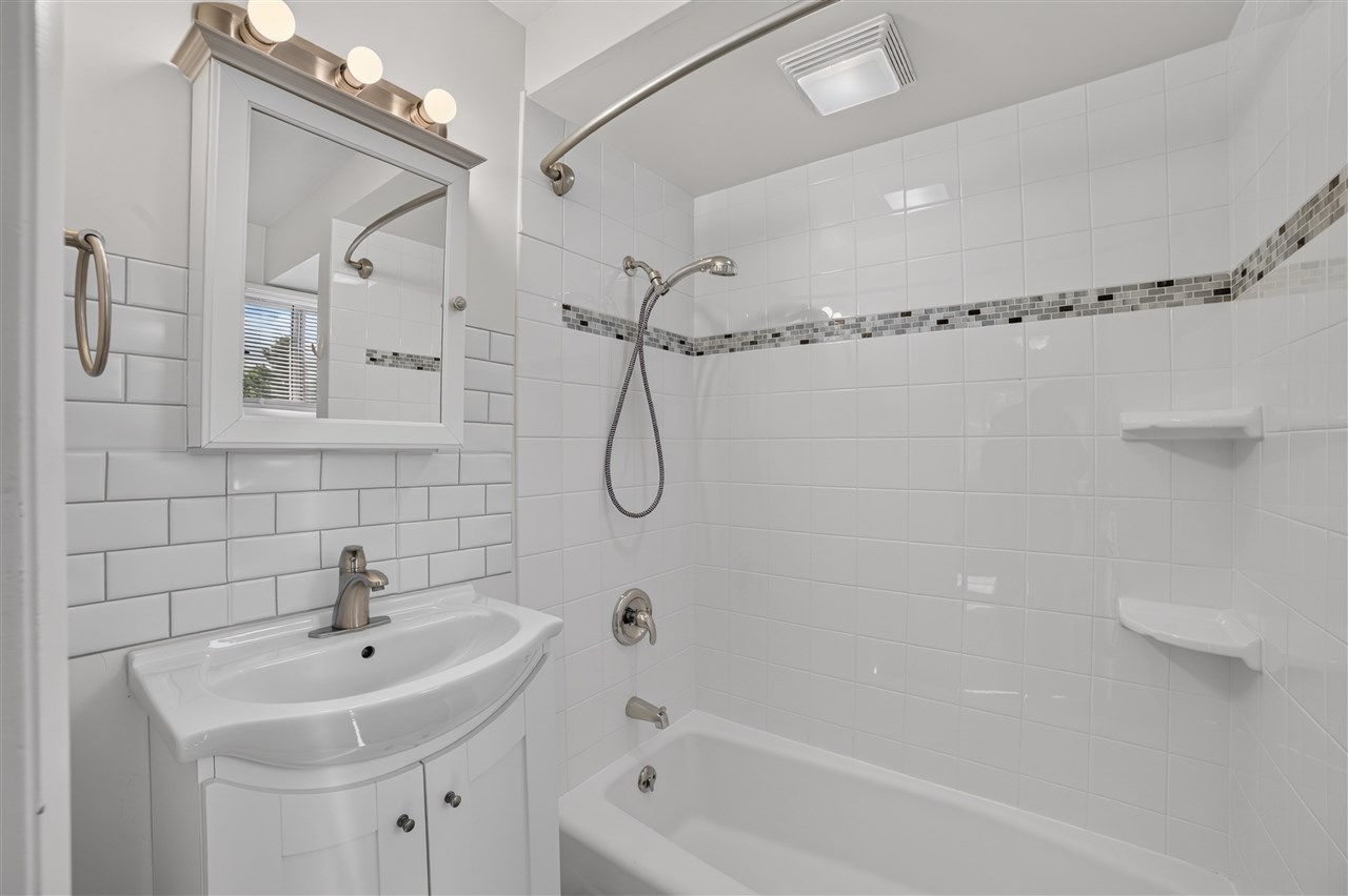 308 W Upright Street Charlevoix MI 49720