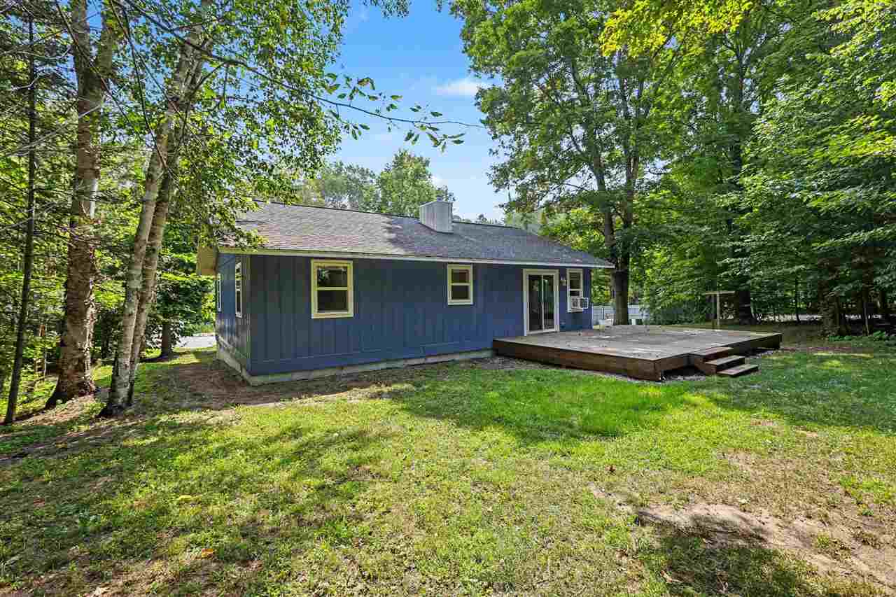1162 Mountain Road East Jordan MI 49727