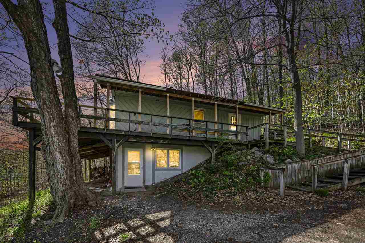 6273 Maple Grove Road Charlevoix MI 49720