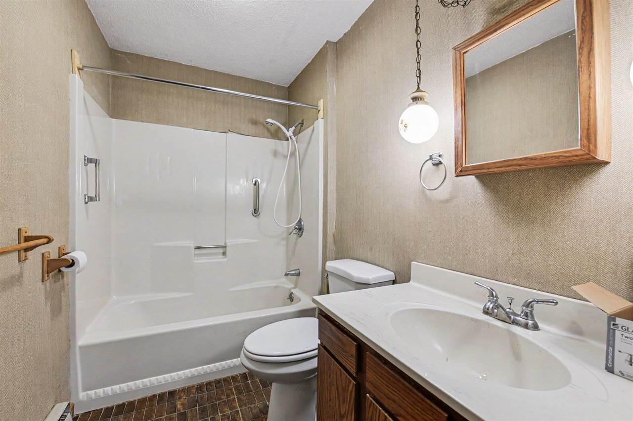 6273 Maple Grove Road Charlevoix MI 49720