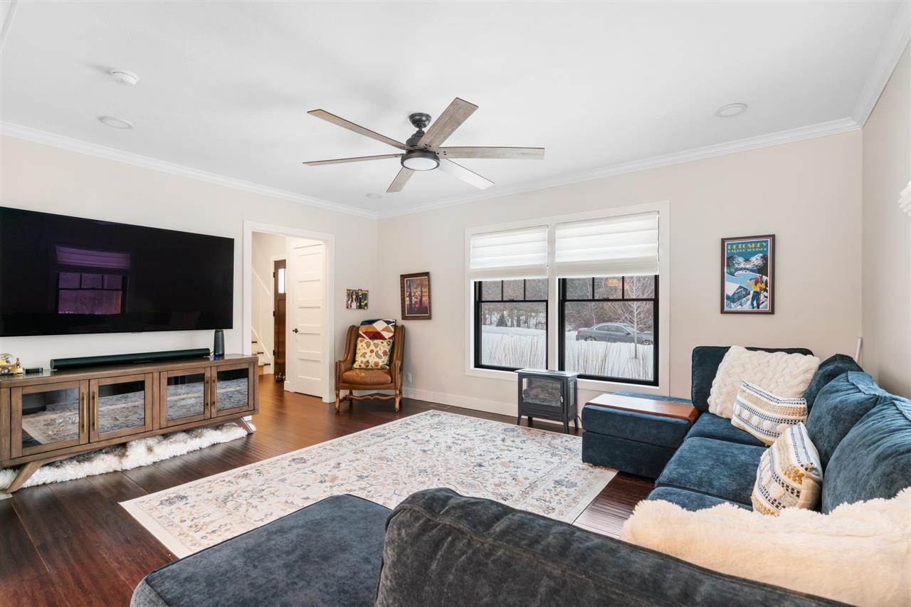 1056 Woodridge Drive Petoskey MI 49770