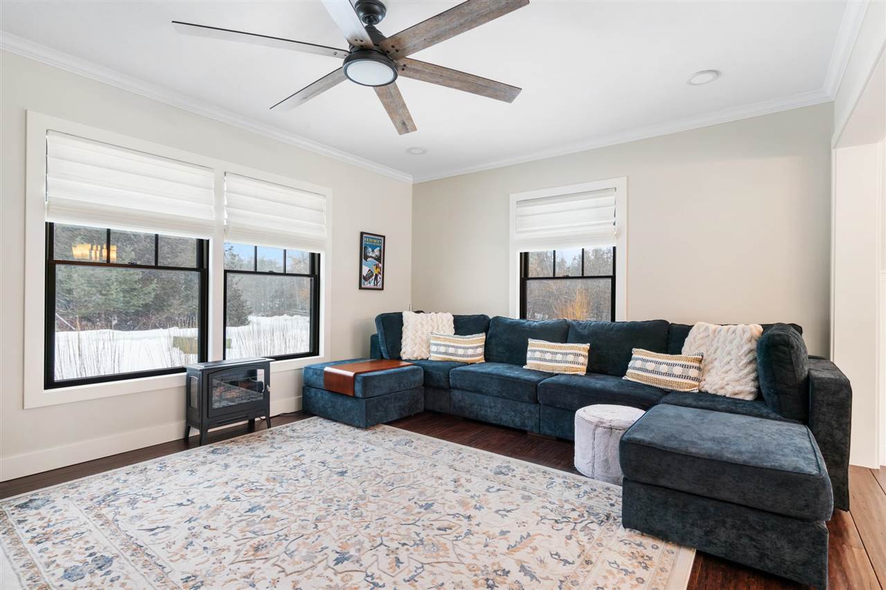 1056 Woodridge Drive Petoskey MI 49770