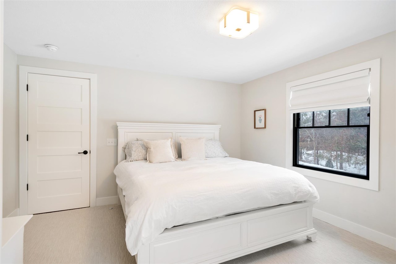 1056 Woodridge Drive Petoskey MI 49770