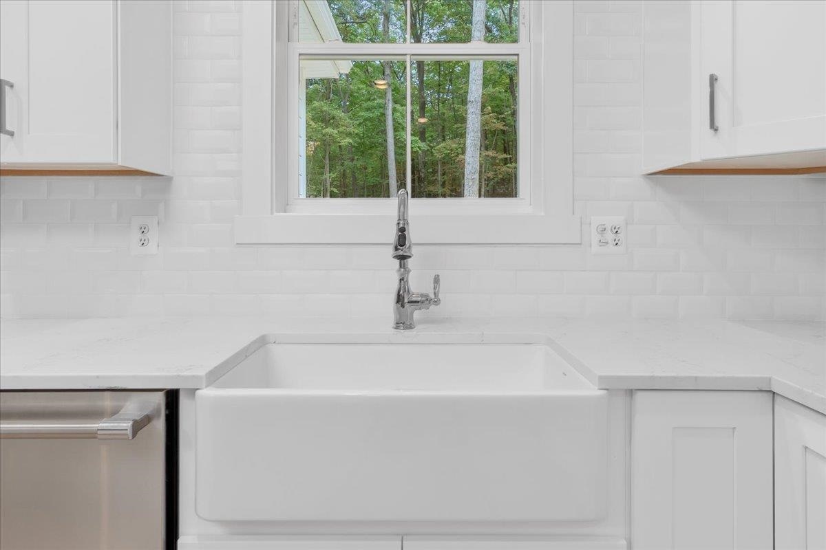 1240 Pine Tree Trail Harbor Springs MI 49740